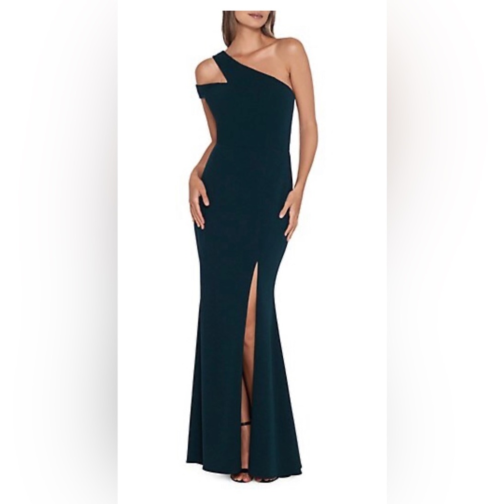 NWT Xscape green gown sz 14